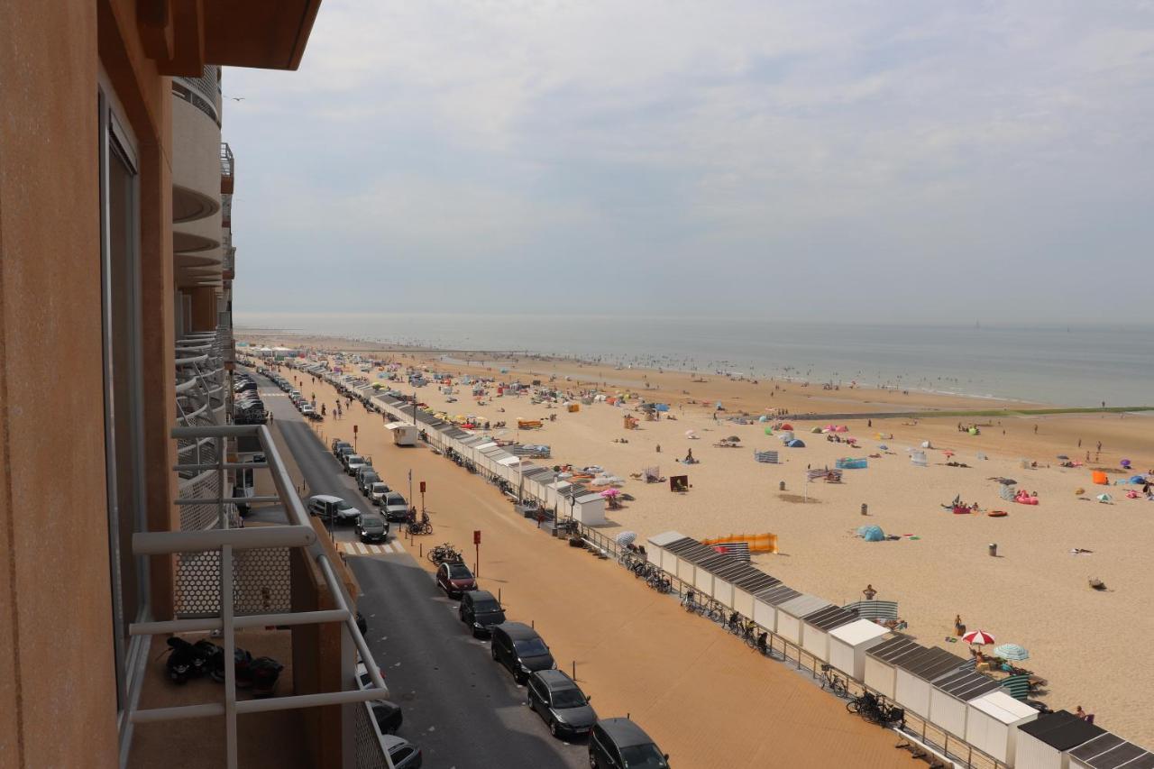 Met Zeezicht En Verwarmd Zwembad Ostend