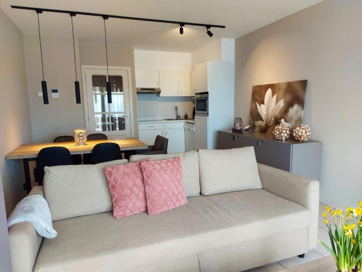 Apartment Met Zeezicht En Verwarmd Zwembad *