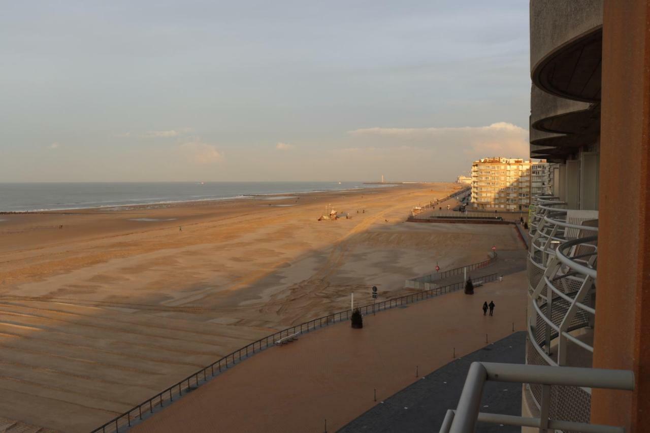 Met Zeezicht En Verwarmd Zwembad Apartment Ostend